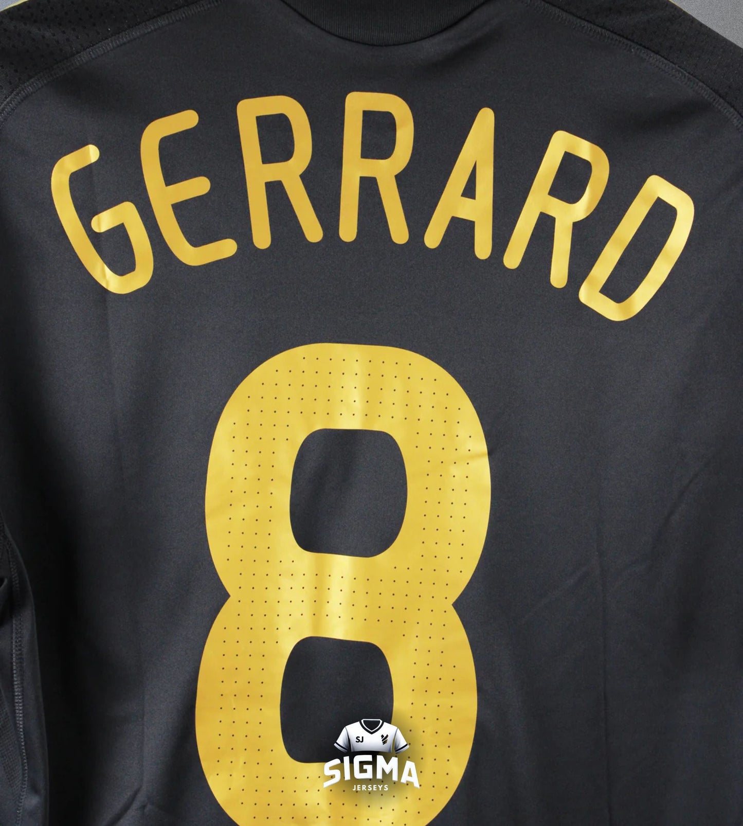 GERRARD #8, Liverpool Visitante 2009/10