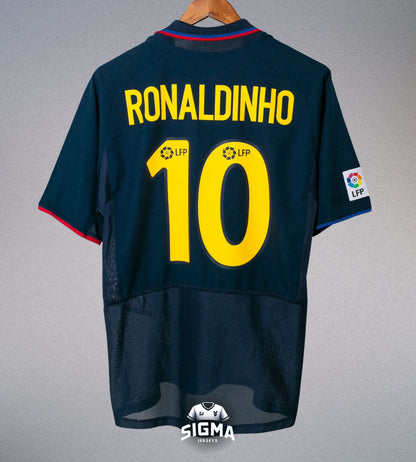 RONALDINHO #10, Barcelona Tercera 2002/03