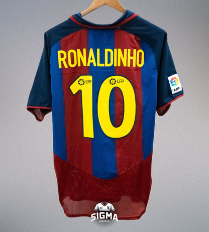 RONALDINHO #10, Barcelona Local 2003/04
