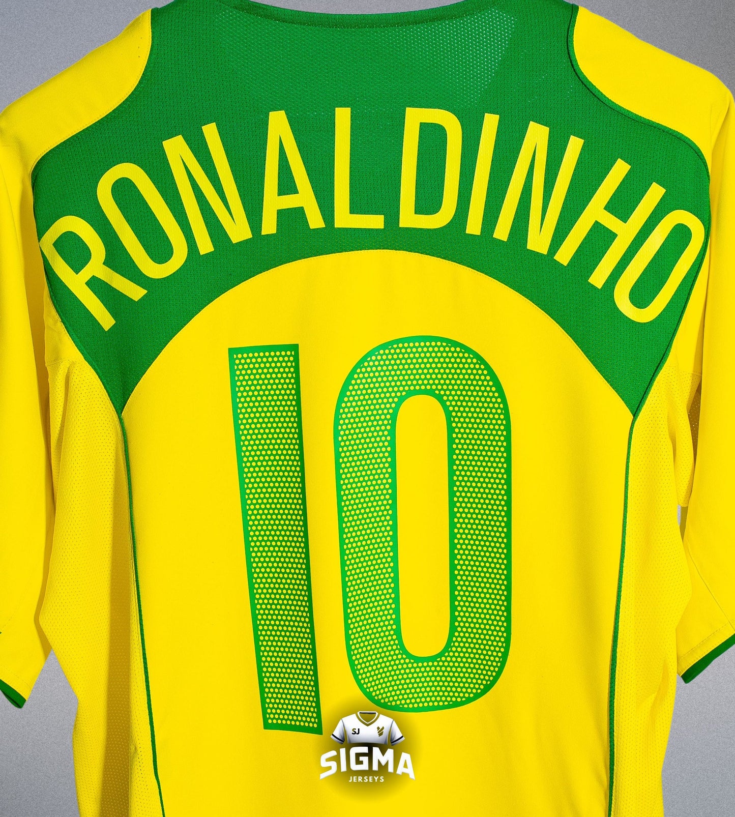 RONALDINHO #10, Brasil Local 2004