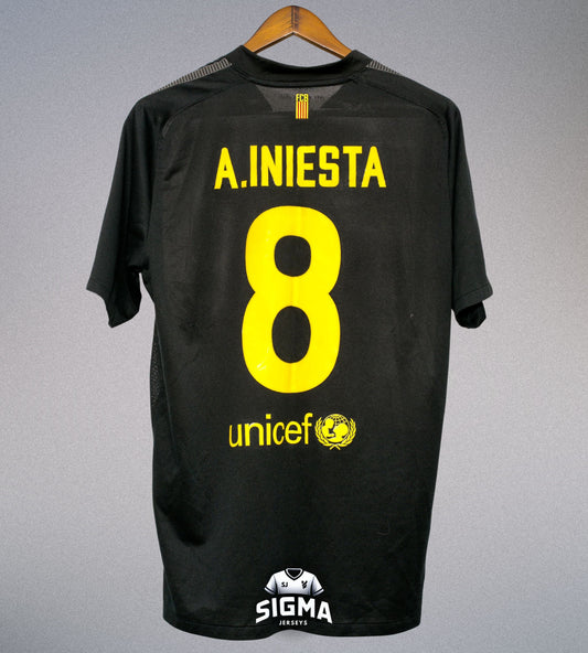 A.INIESTA #8, Barcelona Visitante 2011/12
