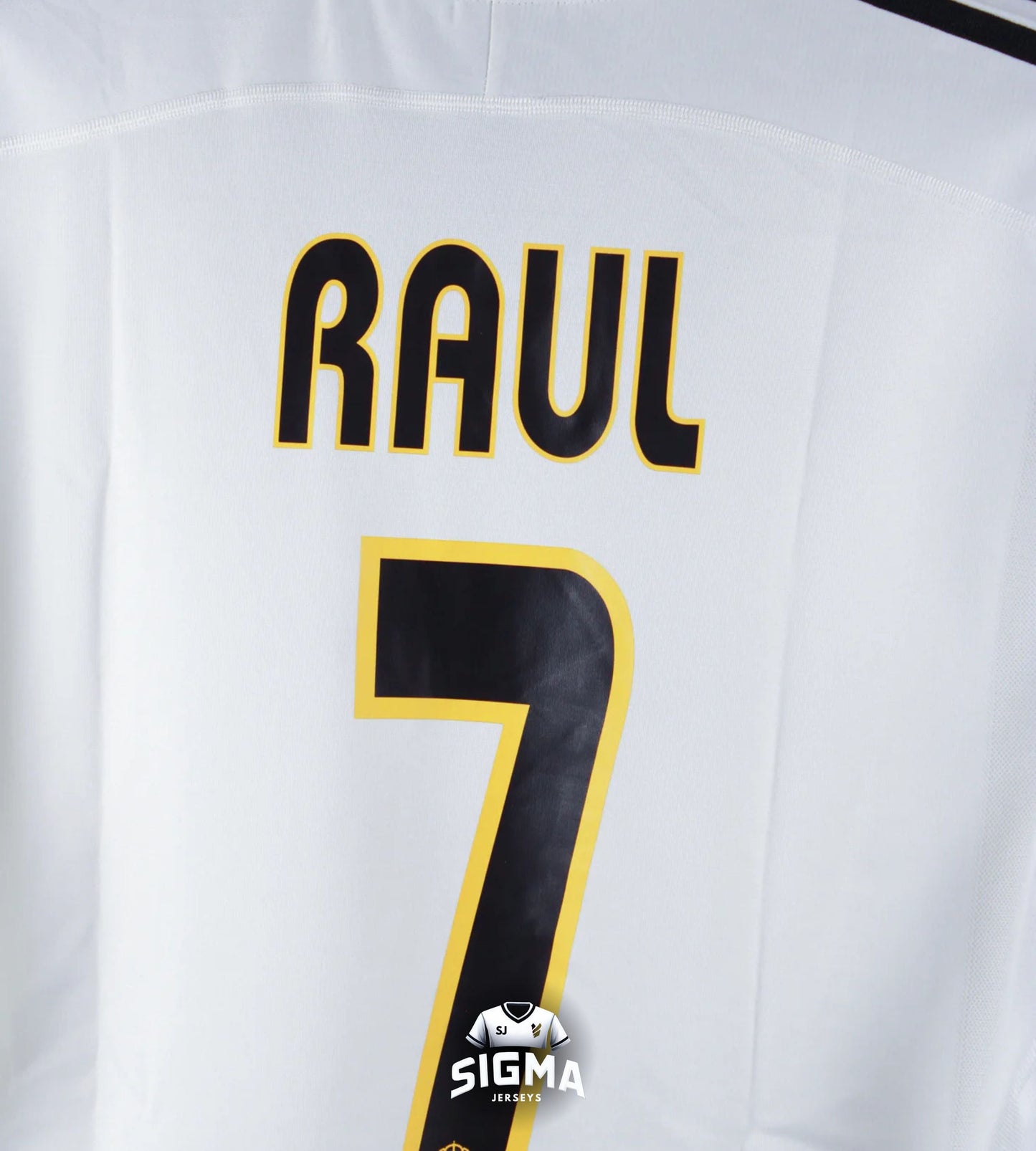 RAUL #7, Real Madrid Local 2003/04